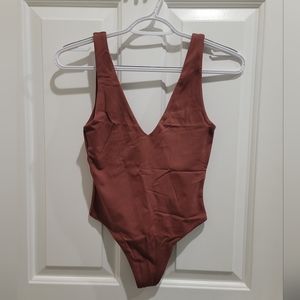 Aritzia Babaton Mauve Contour V-Neck Bodysuit XS